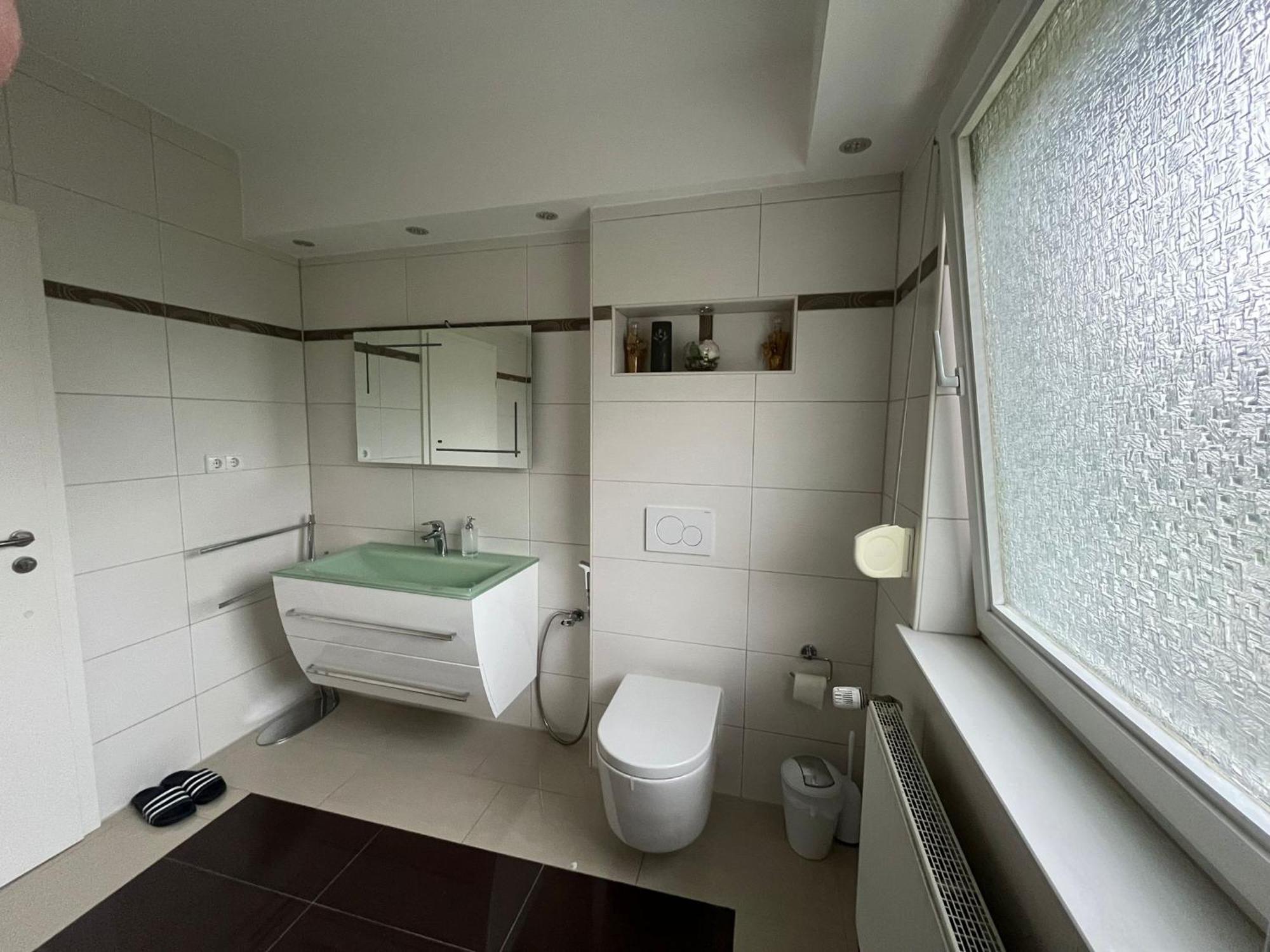 Schickes 110Qm Ferienhaus In Naehe Vw, Messe,Dez Und Orangerie Kassel Kültér fotó