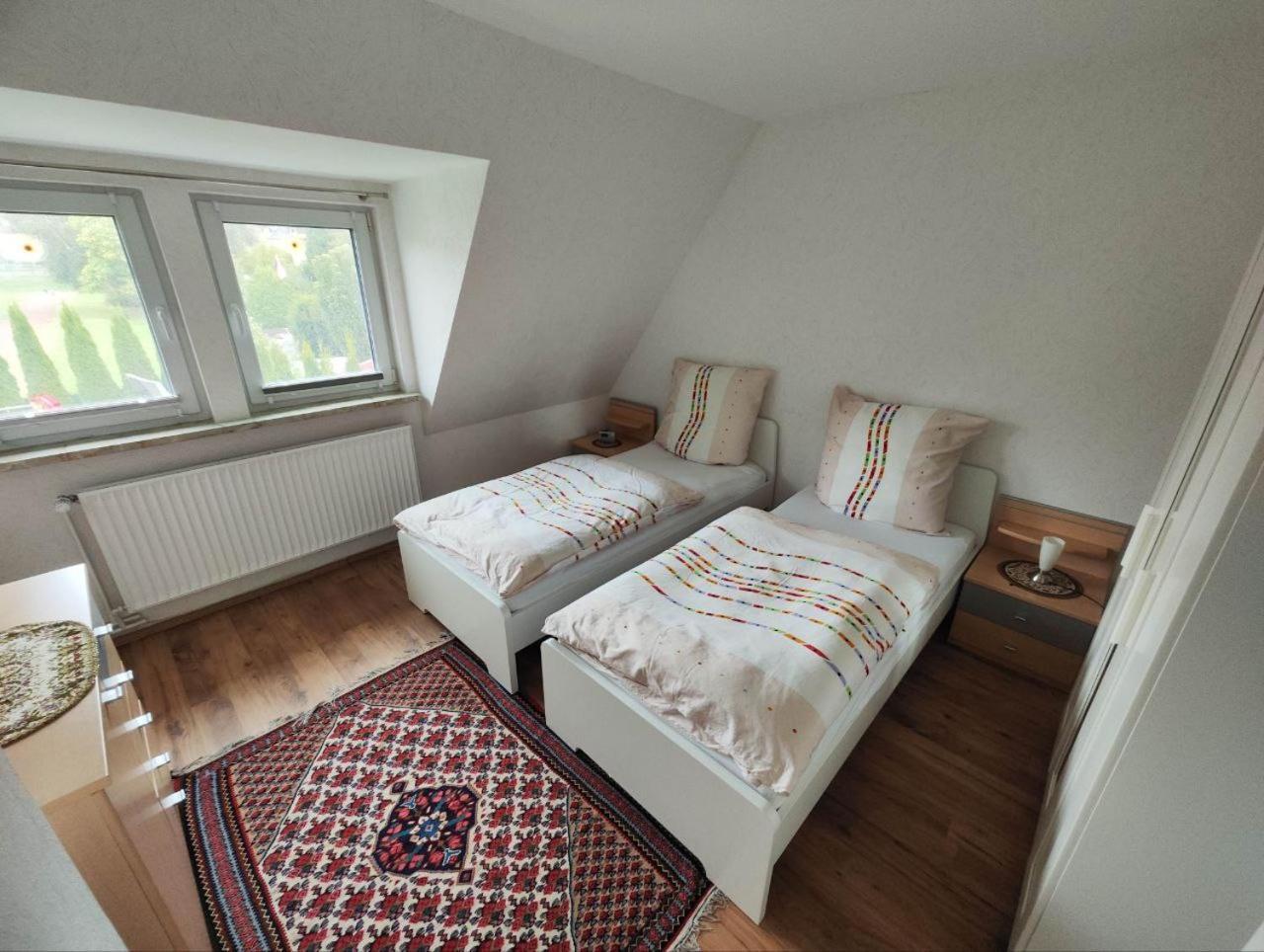 Schickes 110Qm Ferienhaus In Naehe Vw, Messe,Dez Und Orangerie Kassel Kültér fotó